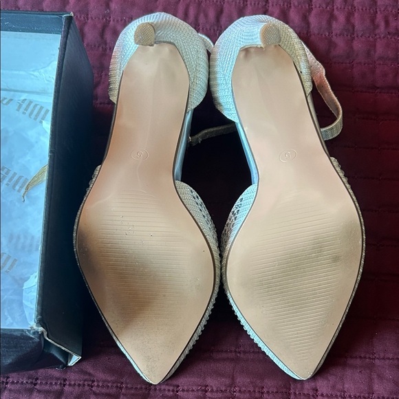 Nine West Cream Lace Heels - Picture 3 of 11